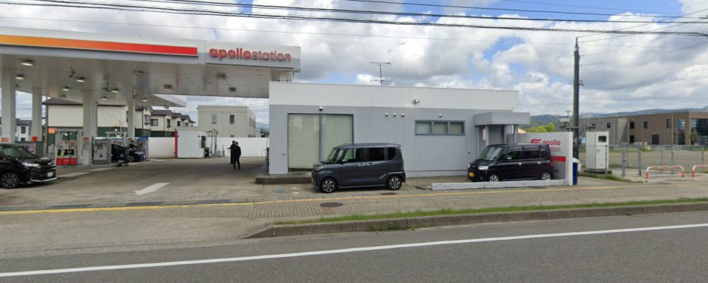 オブリステーション野々市SSの外観