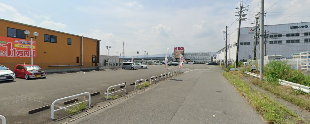 「車検の速太郎」R171向日店の外観