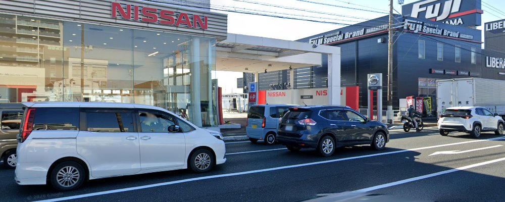 浜松日産 和田中央店の外観